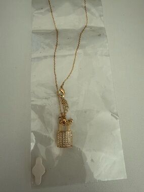 Gold Padlock Pendant Necklace - Women Jewelry